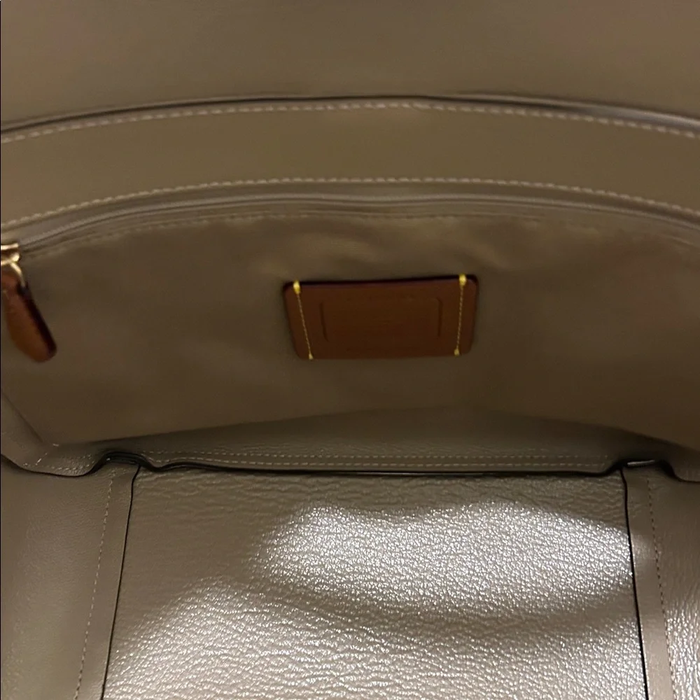 Coach (NWT) Hadley Turnlock Tote Bag - Picture 14 of 17